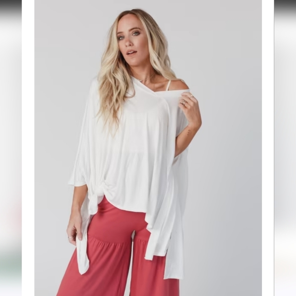 Three Bird Nest Tops - NWT Three Bird Nest "Wren" Jersey Knit Tunic Top White V Neck Size Small